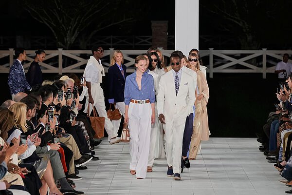 El desfile de Ralph Lauren es toda la inspiración que necesitas para ser elegante el próximo verano