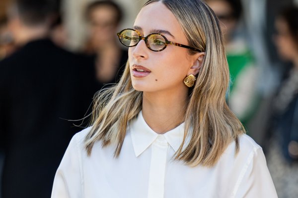 El truco de estilo visto en Nueva York que funciona siempre, resulta elegantísimo y ya tienes en el armario