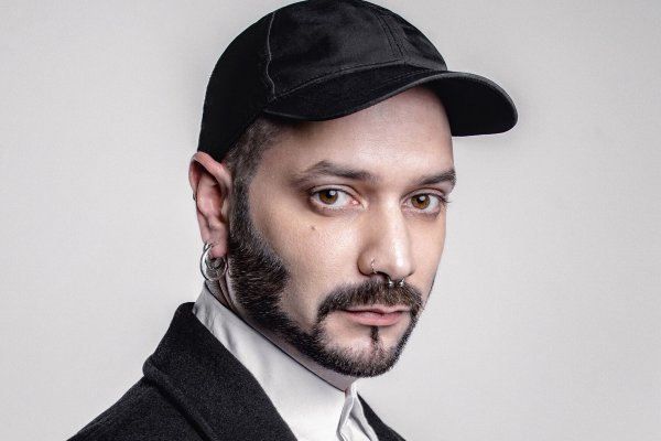 Xabi Rodrigues, maquillador de MAC: 
