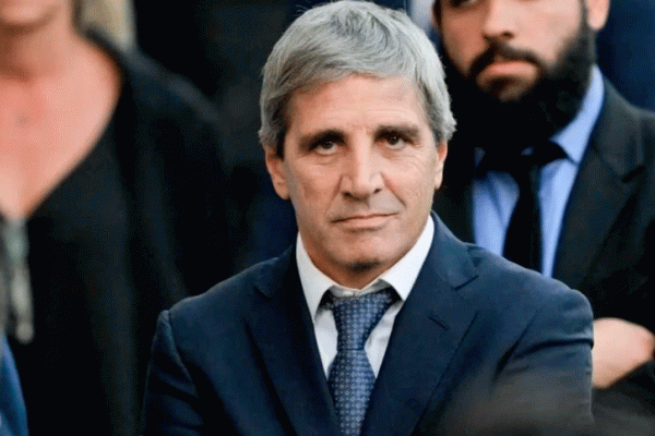 Diputados opositores emplazaron a Luis Caputo para que exponga sobre el Presupuesto 2025