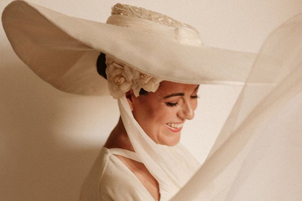 Soy periodista experta en novias y cuando me casé elegí un look retro lleno de referencias