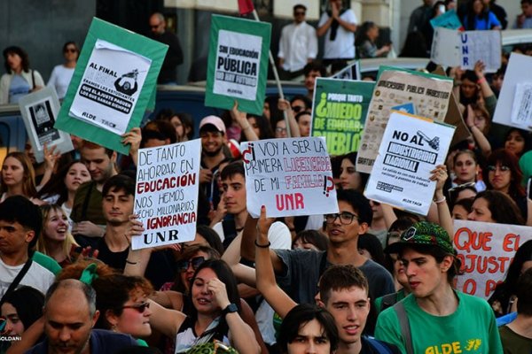 Desfinanciamiento de la universidad: piden declarar “persona no grata” a los disputados que votaron a favor
