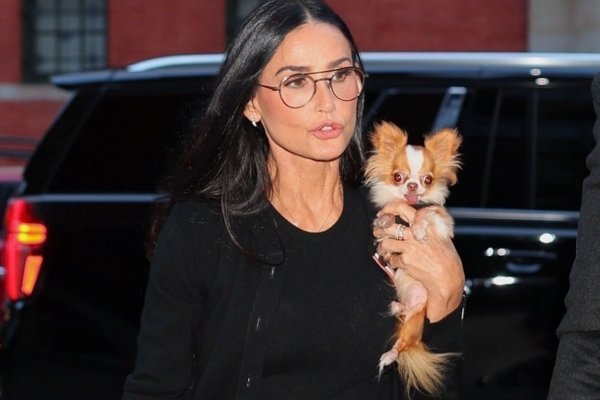 Demi Moore tiene los zapatos masculinos de fondo de armario que siempre son una buena idea