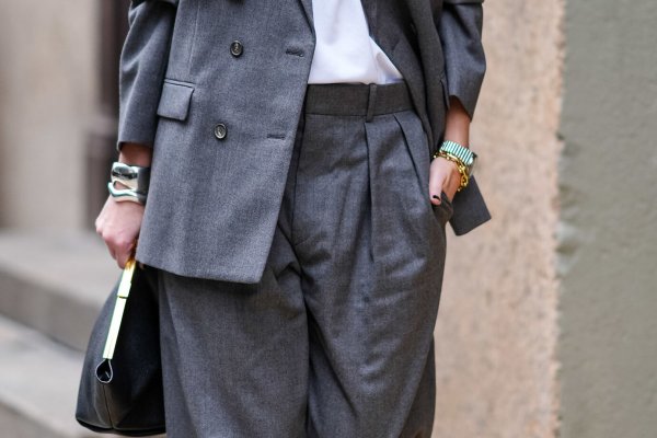 Desde que llevo los pantalones de traje como estas 3 musas, todo el mundo me dice lo estilosa que voy