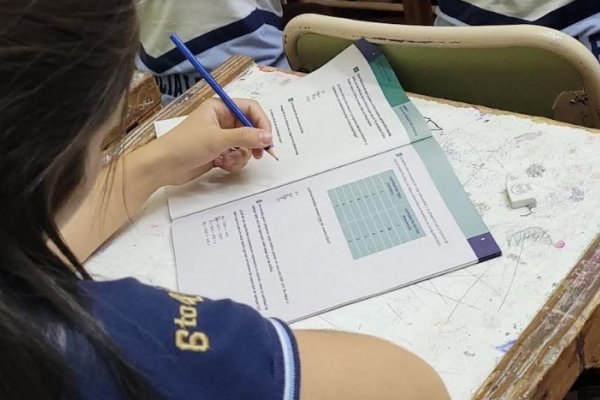 Alumnos de más de 300 escuelas correntinas son evaluados en el operativo Aprender