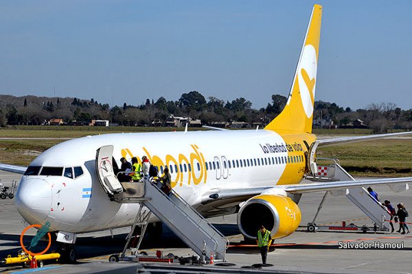 Flybondi fue sancionada por sus constantes incumplimientos