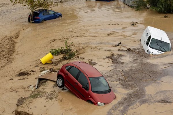 Devastadoras inundaciones dejan más de 50 muertos en España