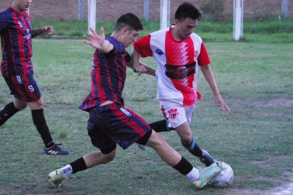 Robinson sorprendió a Huracán y se metió en octavos de final