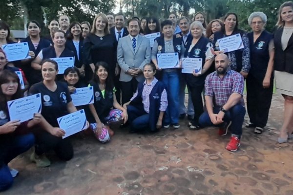 Encuentro zonal en Paso de la Patria y capacitación para usar la app de OEA