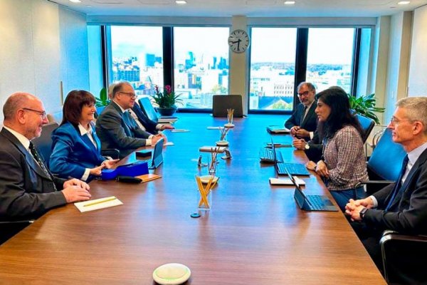 Bullrich se reunió con la subdirectora del FMI: Rosario estuvo en la agenda
