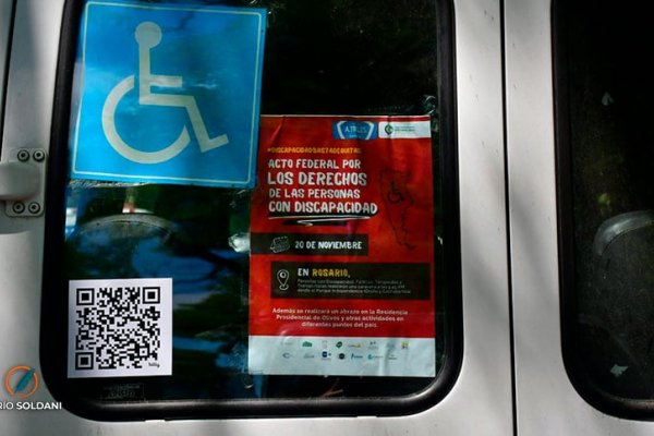 Caravana por la ciudad en defensa de los derechos de las personas con discapacidad