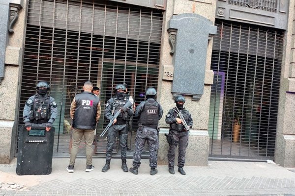 Detuvieron a cuatro que sacaban créditos en el banco con identidades de fallecidos