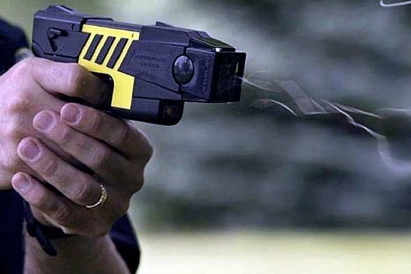 La Policía de Santa Fe incorporará desde marzo pistolas Taser para combatir el delito