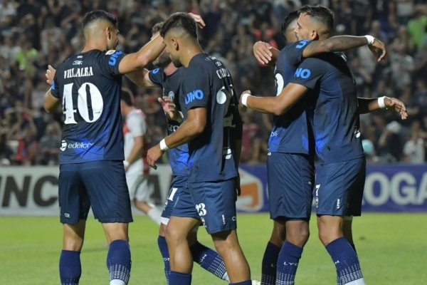 Independiente Rivadavia le ganó a Argentinos Juniors y lo alejó de la Sudamericana