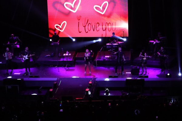 Karina “La princesita” despidió el año con un espectacular show en el Anfi