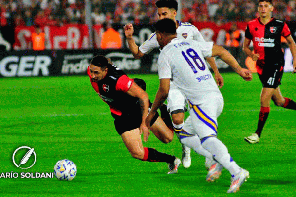 Newell’s empujó con actitud hasta el final pero perdió 1 a 0 con Boca en el Coloso