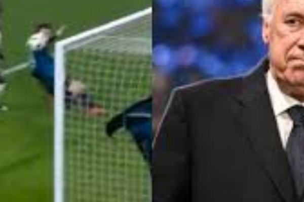 Ancelotti le apuntó a Retegui tras su gol errado abajo del arco: 