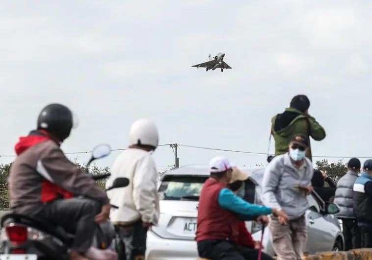 China realiza sin previo aviso ejercicios militares en Taiwán ante la amenza de la nueva administración estadounidense