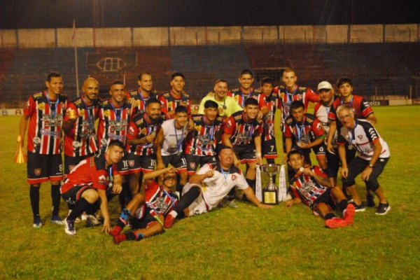 Sacachispas es campeón de la Liga Correntina de Fútbol