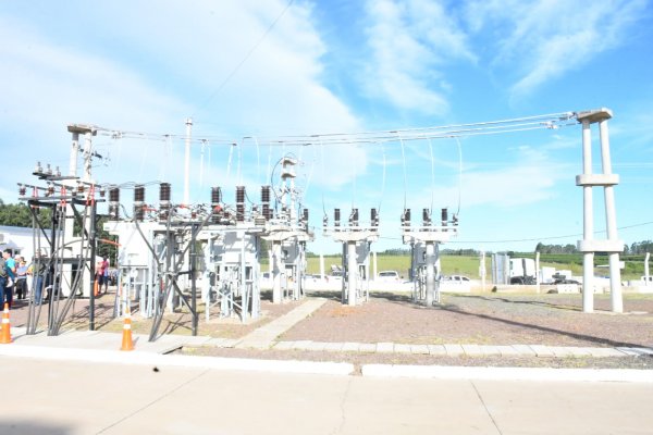 Valdés salió a bancar a la DPEC y dijo que Corrientes es potencia energética