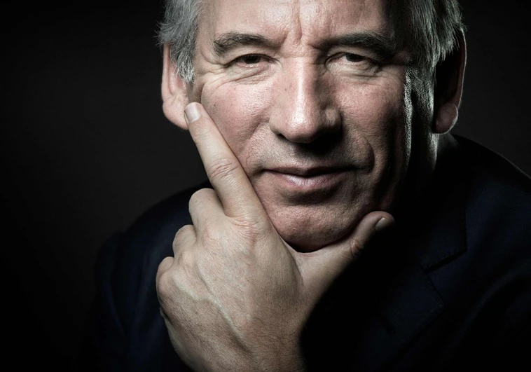 François Bayrou, el decano de los camaleones políticos