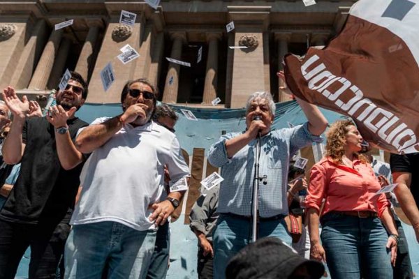 Judiciales continúan con medidas de fuerza en todo el país