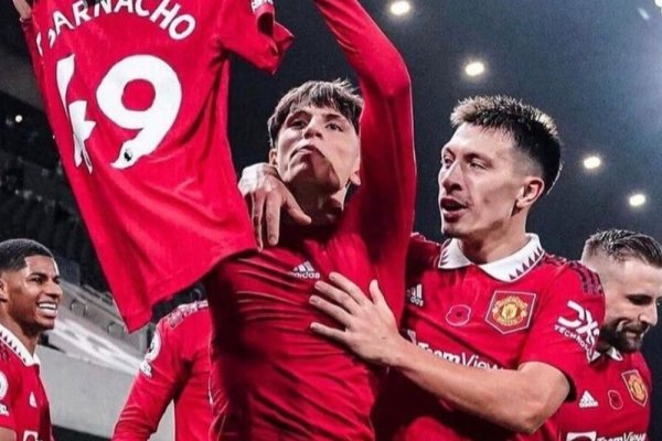 El DT del Manchester United explicó por qué borró a Garnacho: 