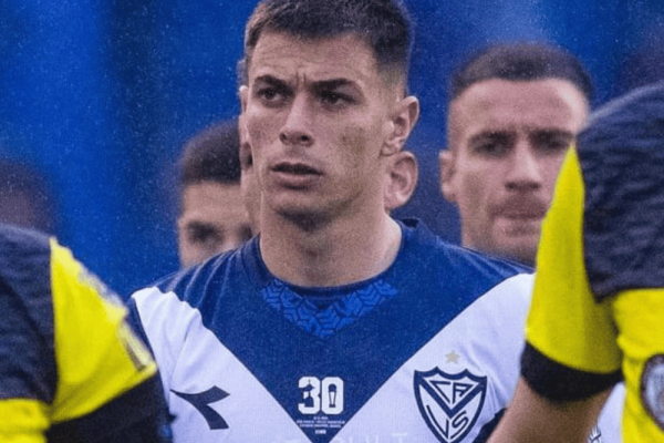 El palazo de Valentín Gómez a River: 