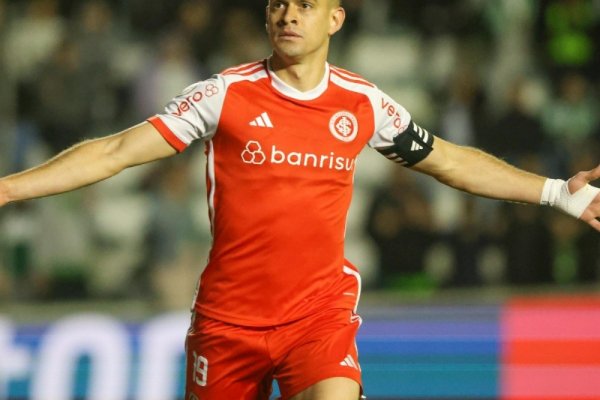 En Brasil confirmaron el futuro de Borré tras los rumores de River