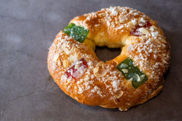 La receta de Roscón de Reyes casero avalada por la experta y que queda tan rica como el de la mejor panadería