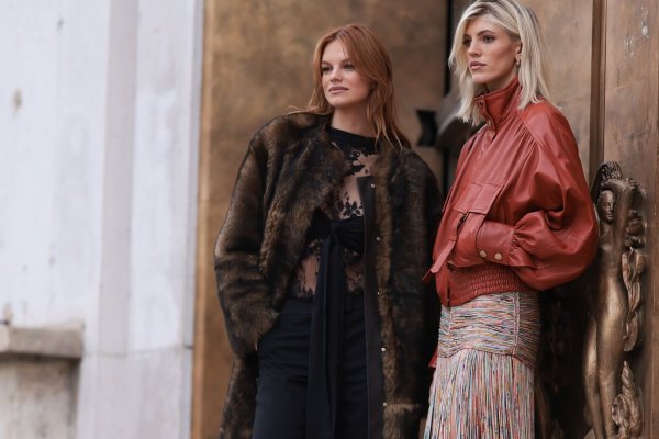 Como editora de moda elijo 5 looks de pasarela que copiaré de arriba abajo para empezar bien el 2025
