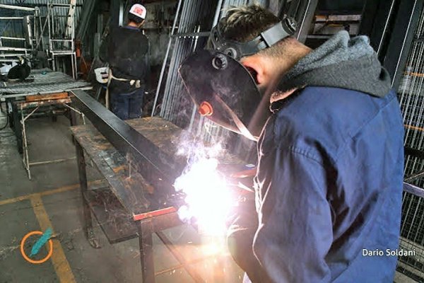 Un presente más duro que el metal: la UOM perdió más de 20.000 empleos a nivel nacional y 1.200 en Rosario