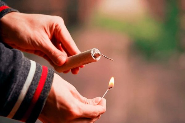 Fiesta de Fin de Año: ¿Qué hacer en caso de accidentes por el uso de pirotecnia?
