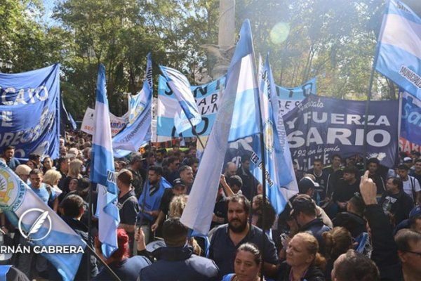 La Intersindical Rosario realizó un balance del duro 2024 y prometió “seguir resistiendo” este año