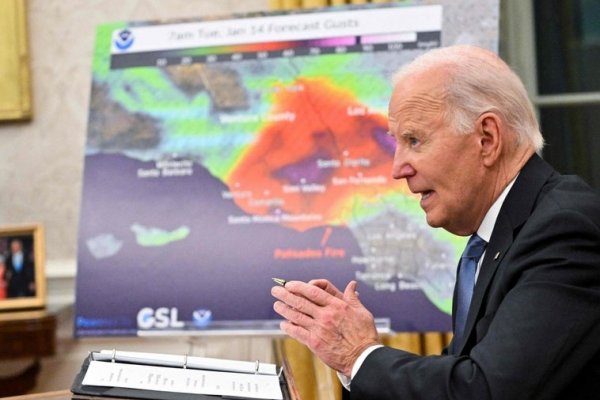 Biden suaviza el embargo a Cuba y la saca de la lista de países patrocinadores del terrorismo