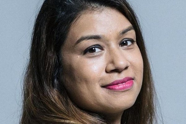 Dimite la secretaria de Estado del Tesoro británica por sospechas de corrupción