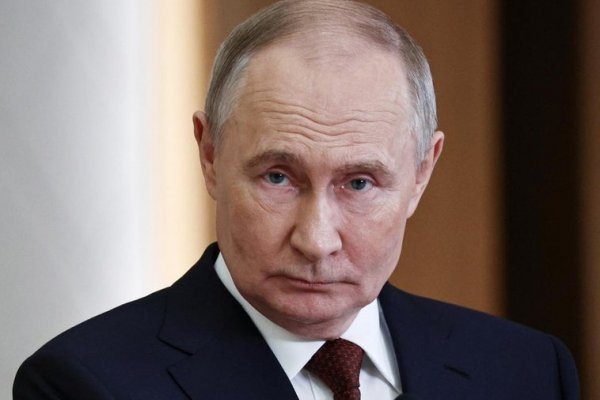 El primer ministro polaco asegura que Rusia planeó «actos terroristas» contra aerolíneas de todo el mundo