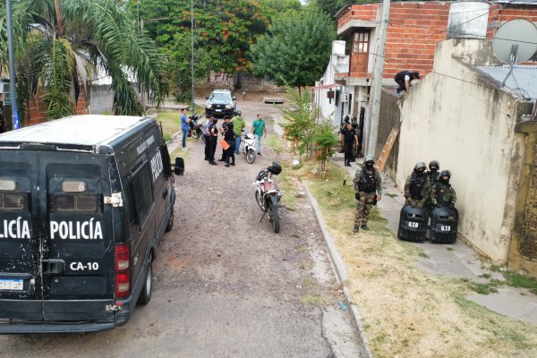 ALLANAMIENTOS! La Policía y el GTO detienen a 