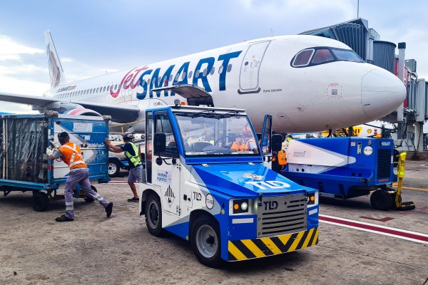 Aerolíneas comenzó a operar su primer cliente de servicios de rampa