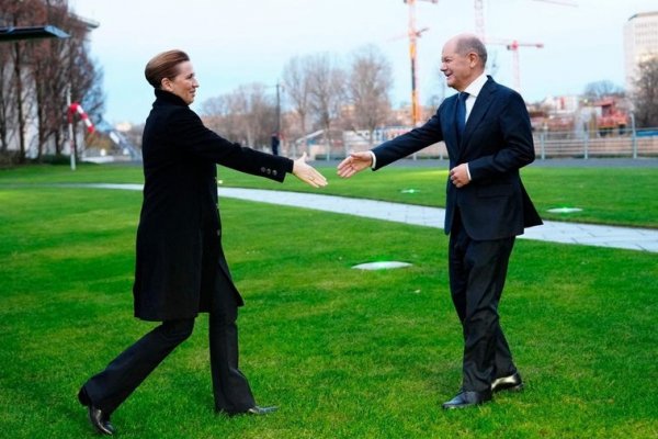 Dinamarca recaba el apoyo de Alemania para defender Groenlandia