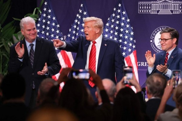 Trump admite que la guerra comercial puede provocar «algo de dolor», pero EE.UU. ya no será el «país estúpido»