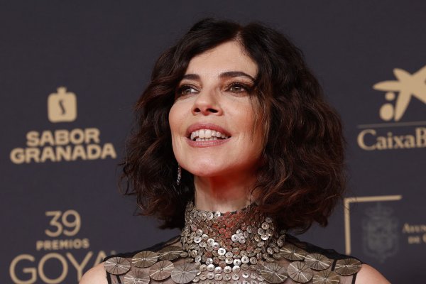 El corte de pelo ganador de los Premios Goya 2025 tiene 4 versiones que son las que más favorecen a los 30 y a los 50