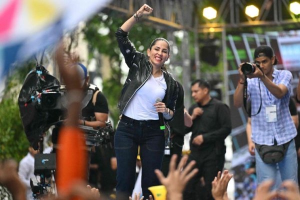 Perfil  Luisa González, última carta del correísmo
