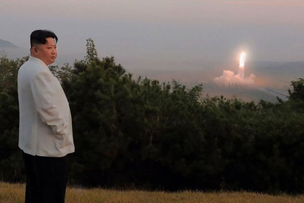Seúl confirma que Corea del Norte ha entregado 200 piezas de artillería de largo alcance a Rusia