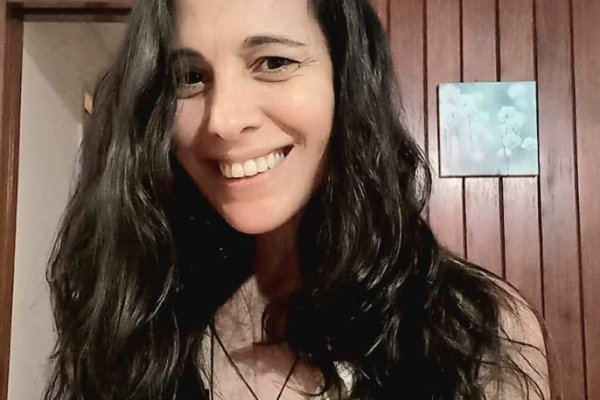 GUÍA VIAJERA:  Lorena Insabralde