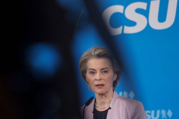 Von der Leyen: «Intensificaremos el trabajo para acelerar el proceso de adhesión de Ucrania en la UE»