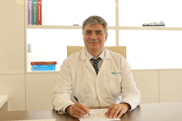 Oscar Aguilera, biólogo molecular: 