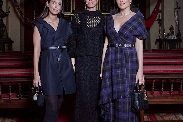 Las invitadas más elegantes están en el Palacio de Liria, en la exposición de la temporada en colaboración con Dior