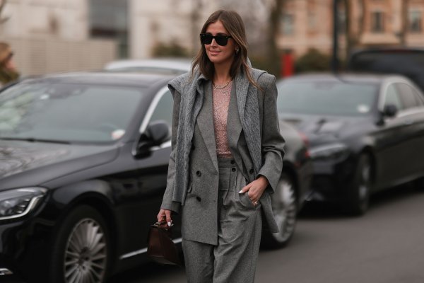 Después de hablar con una estilista sé cómo llevar el pantalón ancho que será tendencia en primavera