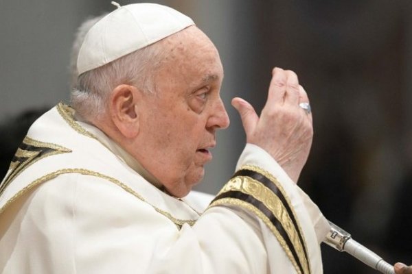 PEOR QUE AYER! El Papa Francisco con crisis asmática respiratoria confirmó el Vaticano